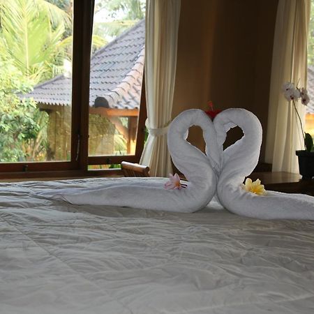 Mesari Hotel Ubud Экстерьер фото