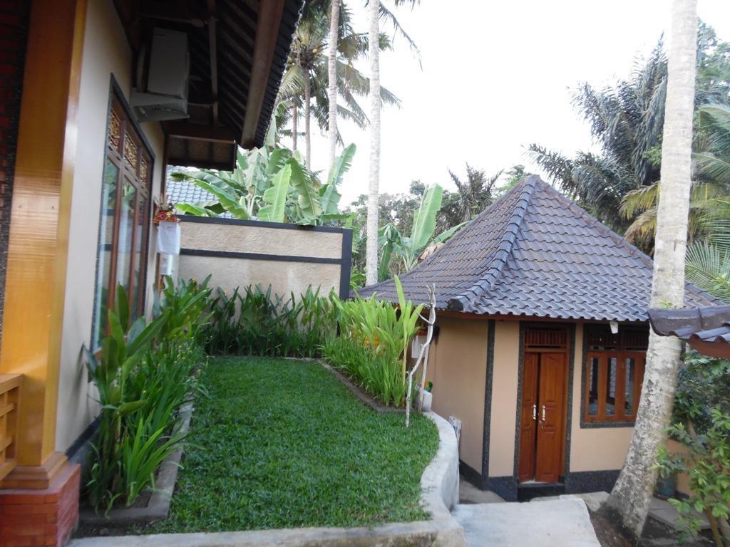 Mesari Hotel Ubud Экстерьер фото